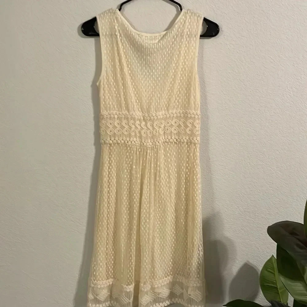 MSSP ivory size small lace dress - Picture 5 of 6